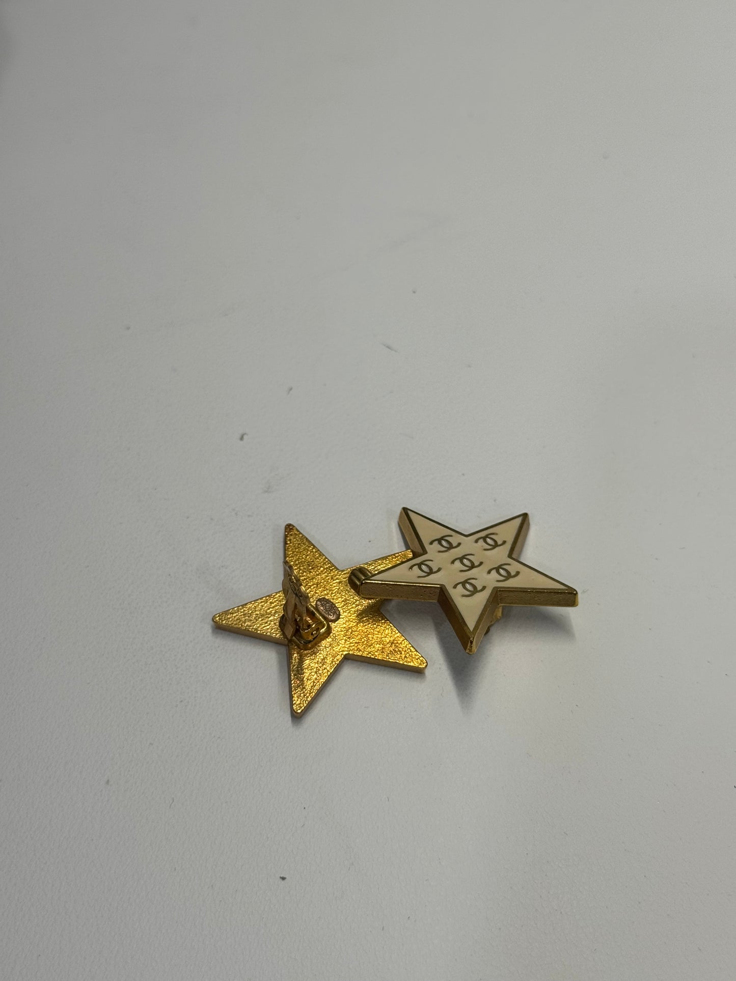 Chanel star