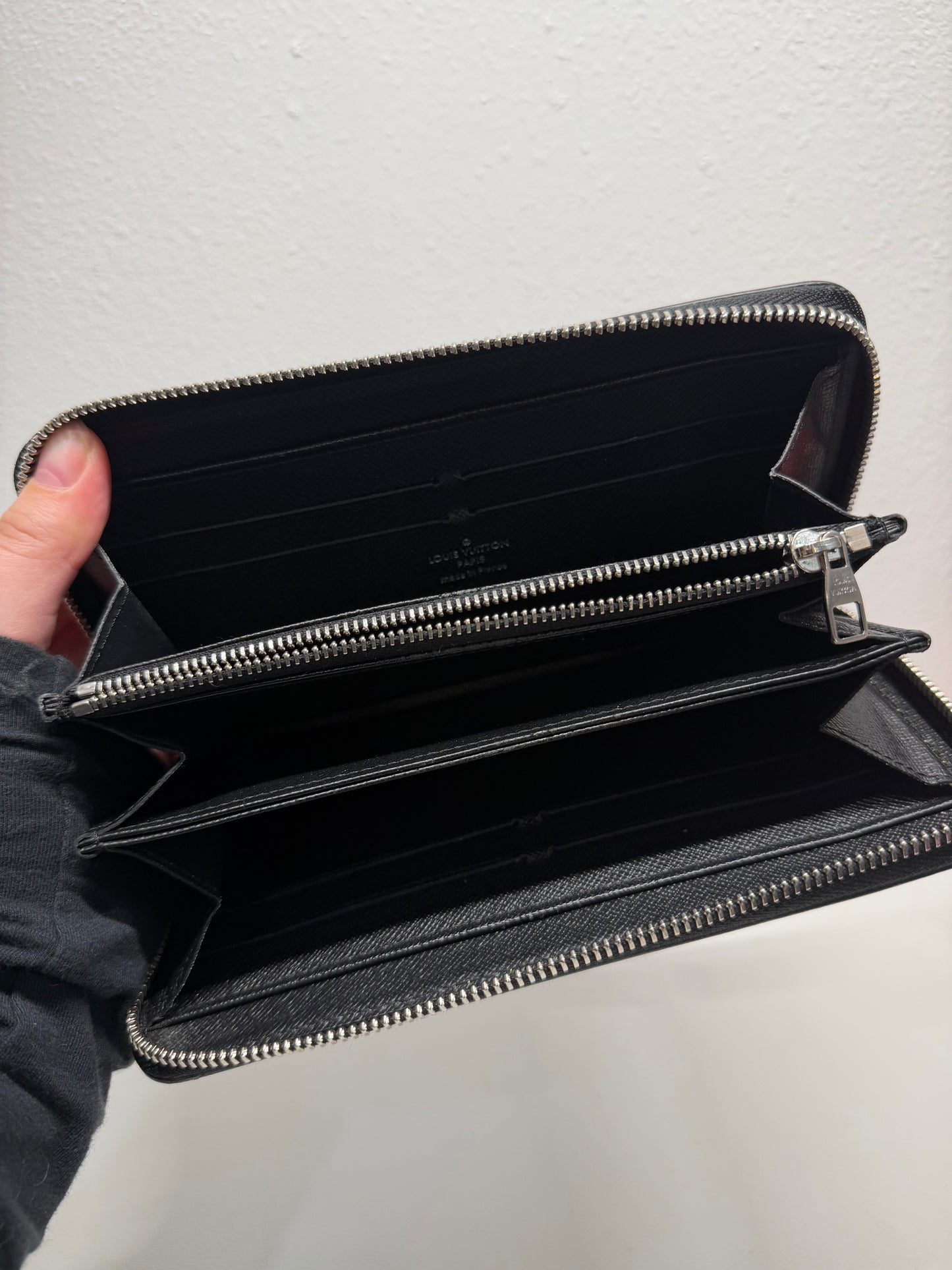 Louis Vuitton azteque wallet