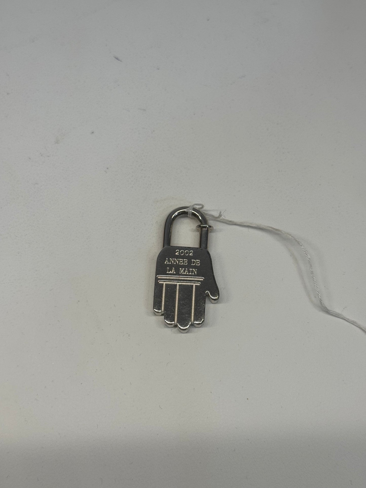 Hermes hand lock