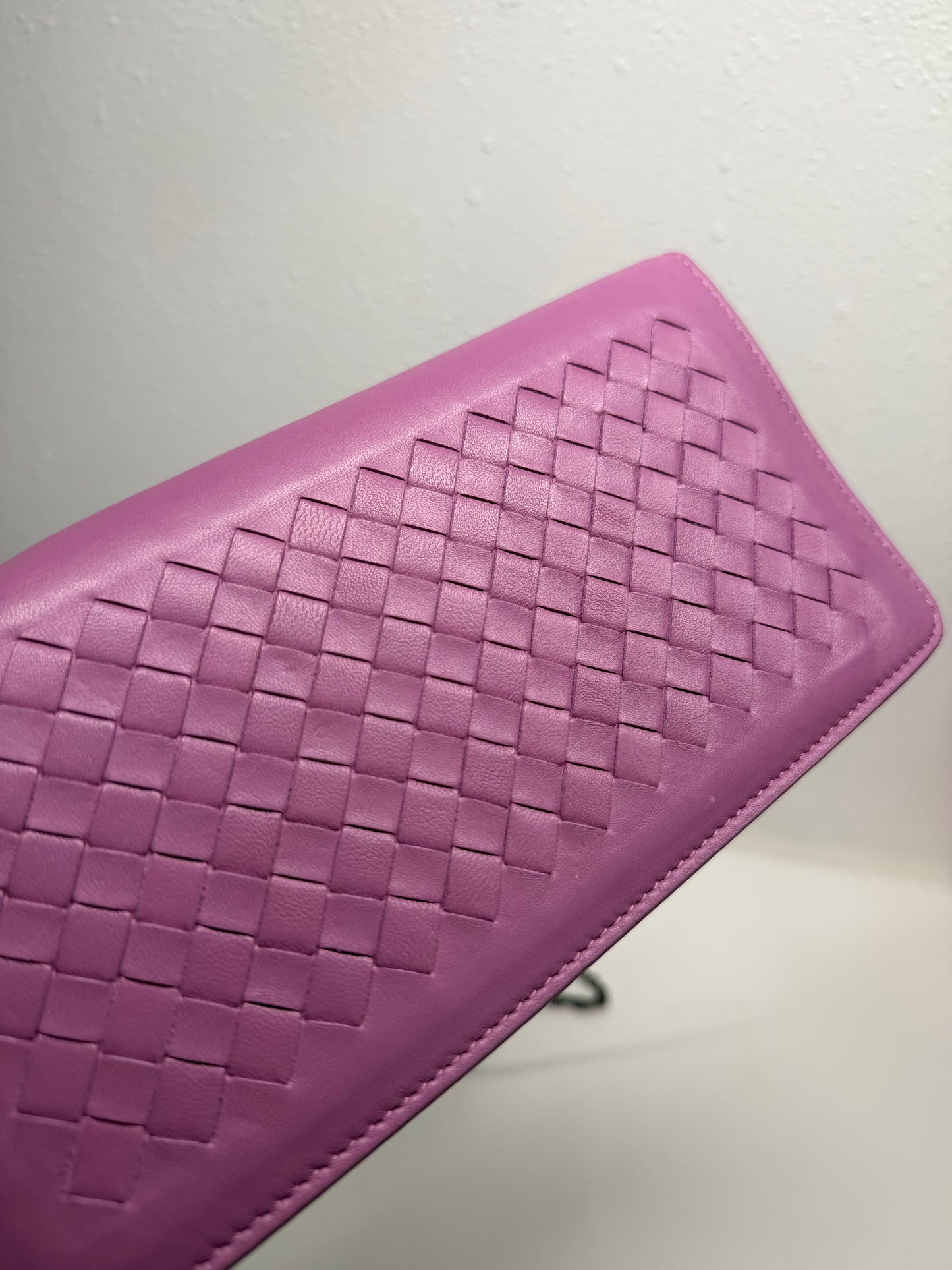 Bottega veneta intrecciato chain wallet