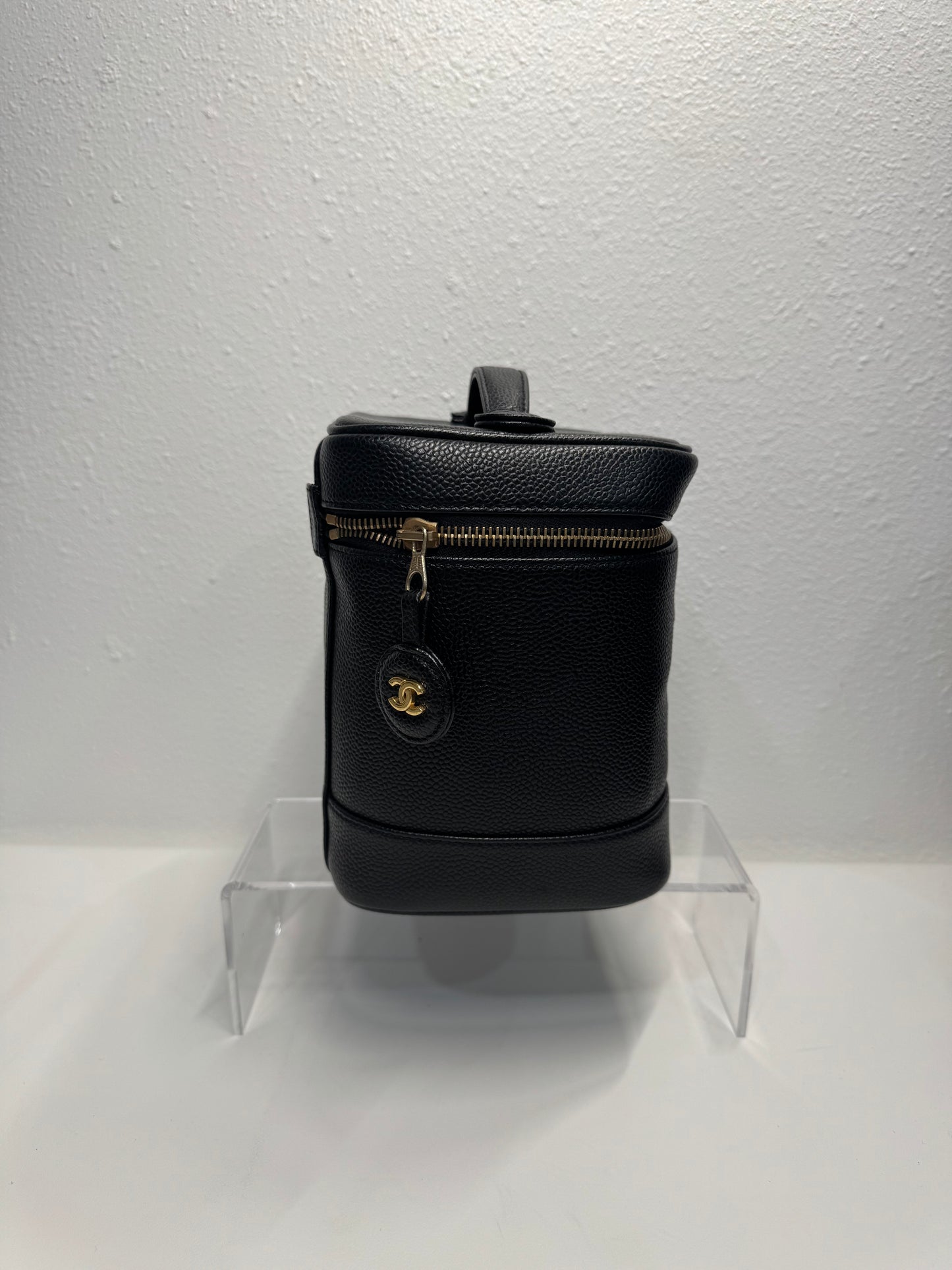 Chanel vanity caviar