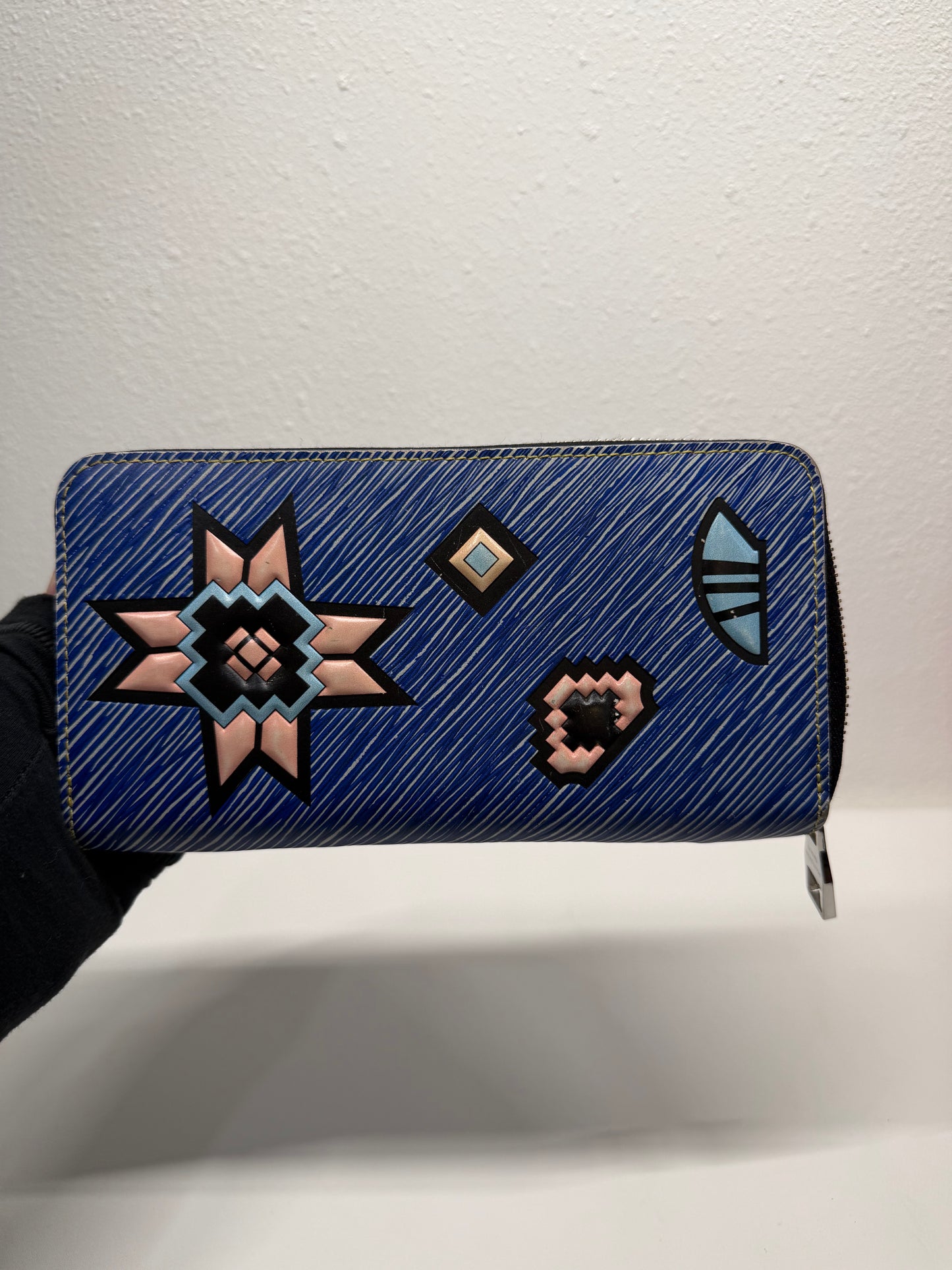 Louis Vuitton azteque wallet
