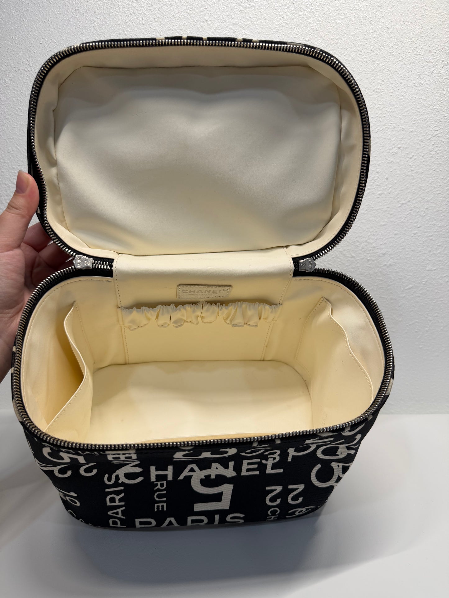 Chanel “by the sea” vanity case