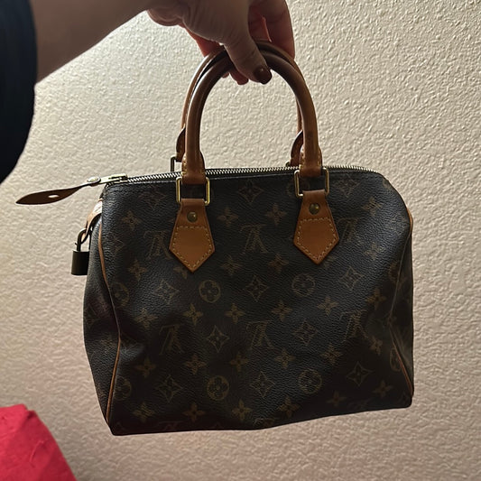 Louis Vuitton Speedy 25 SP0054