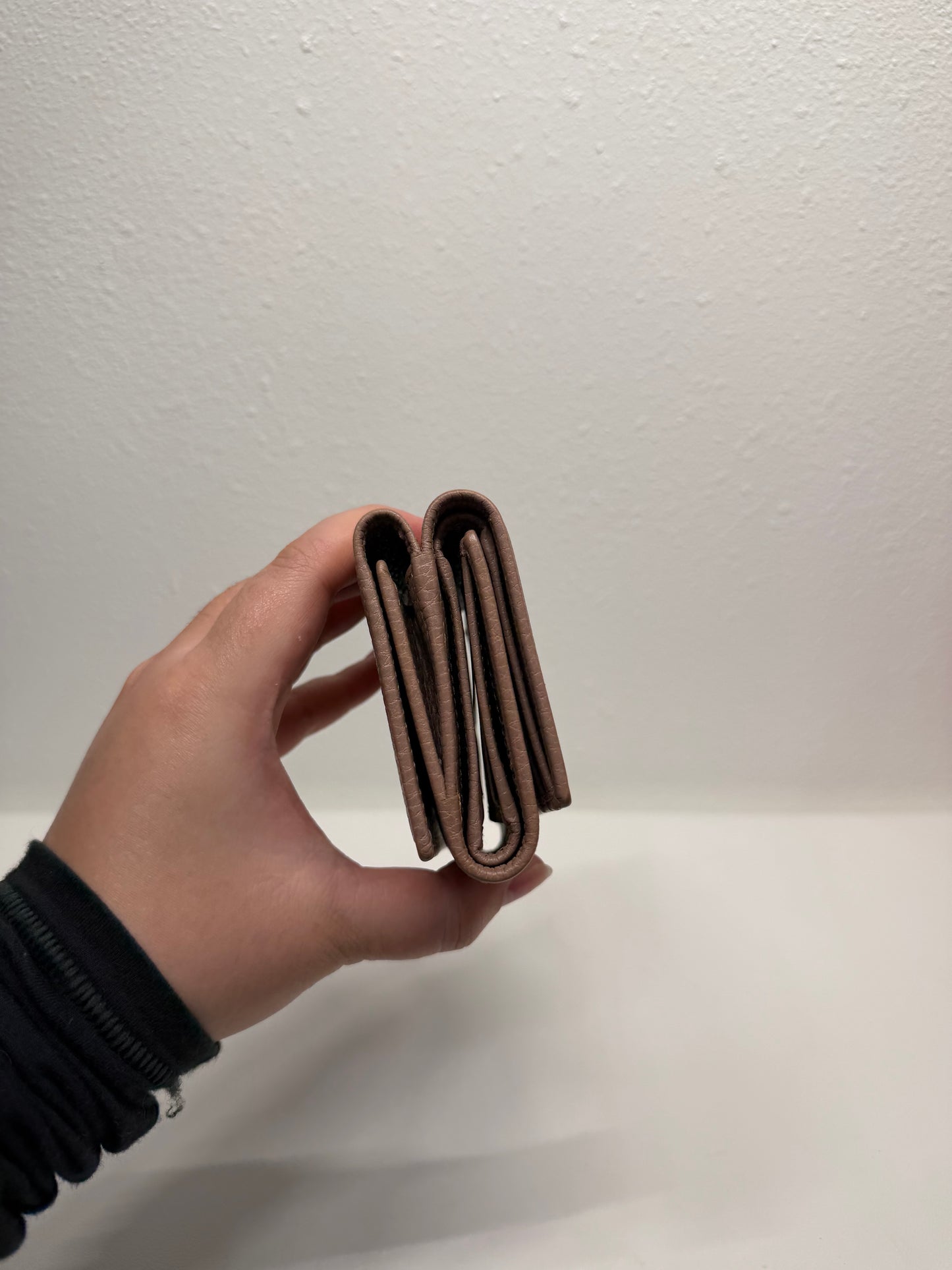 Gucci marmont trifold wallet