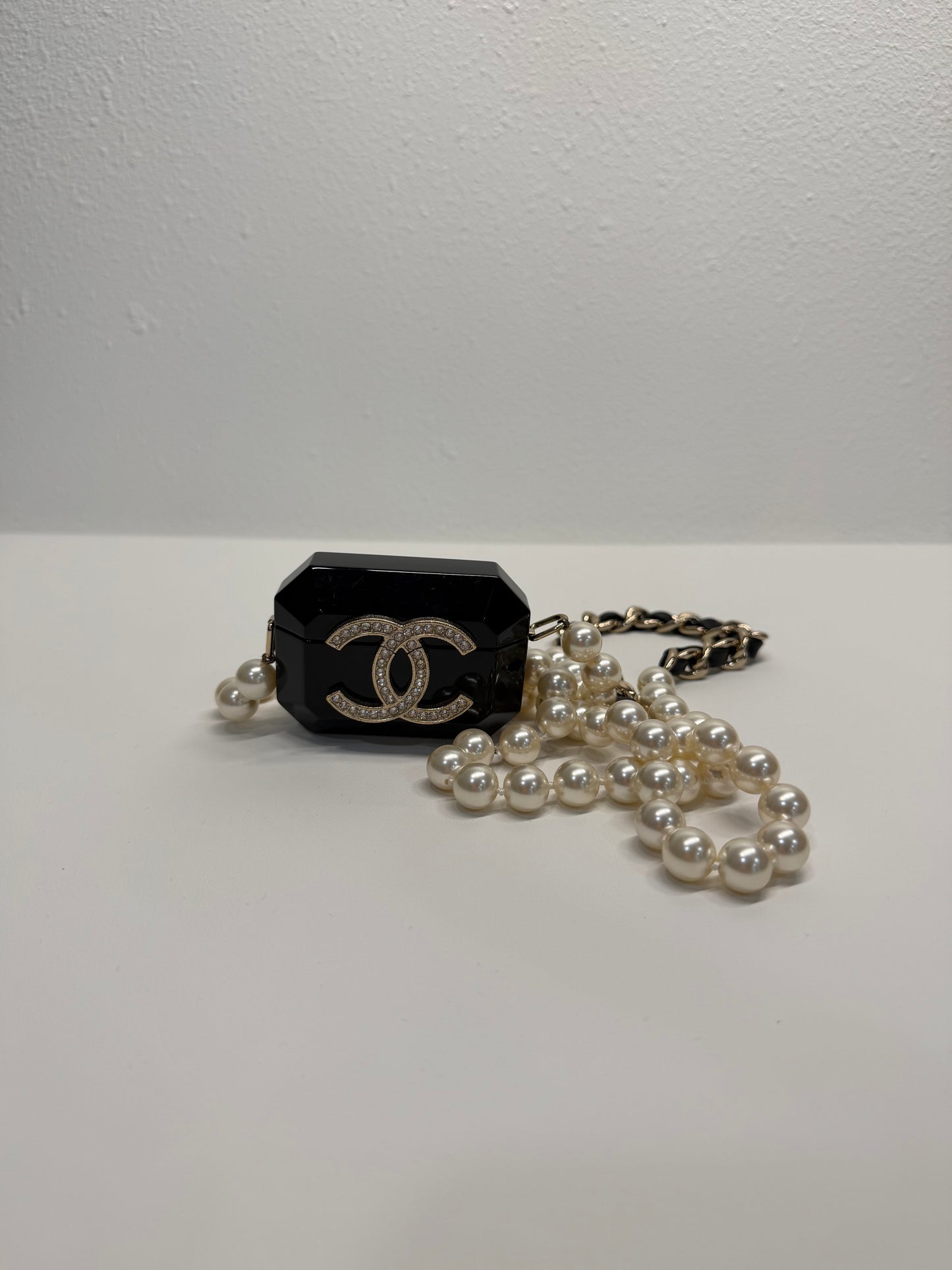 Chanel airpod case
