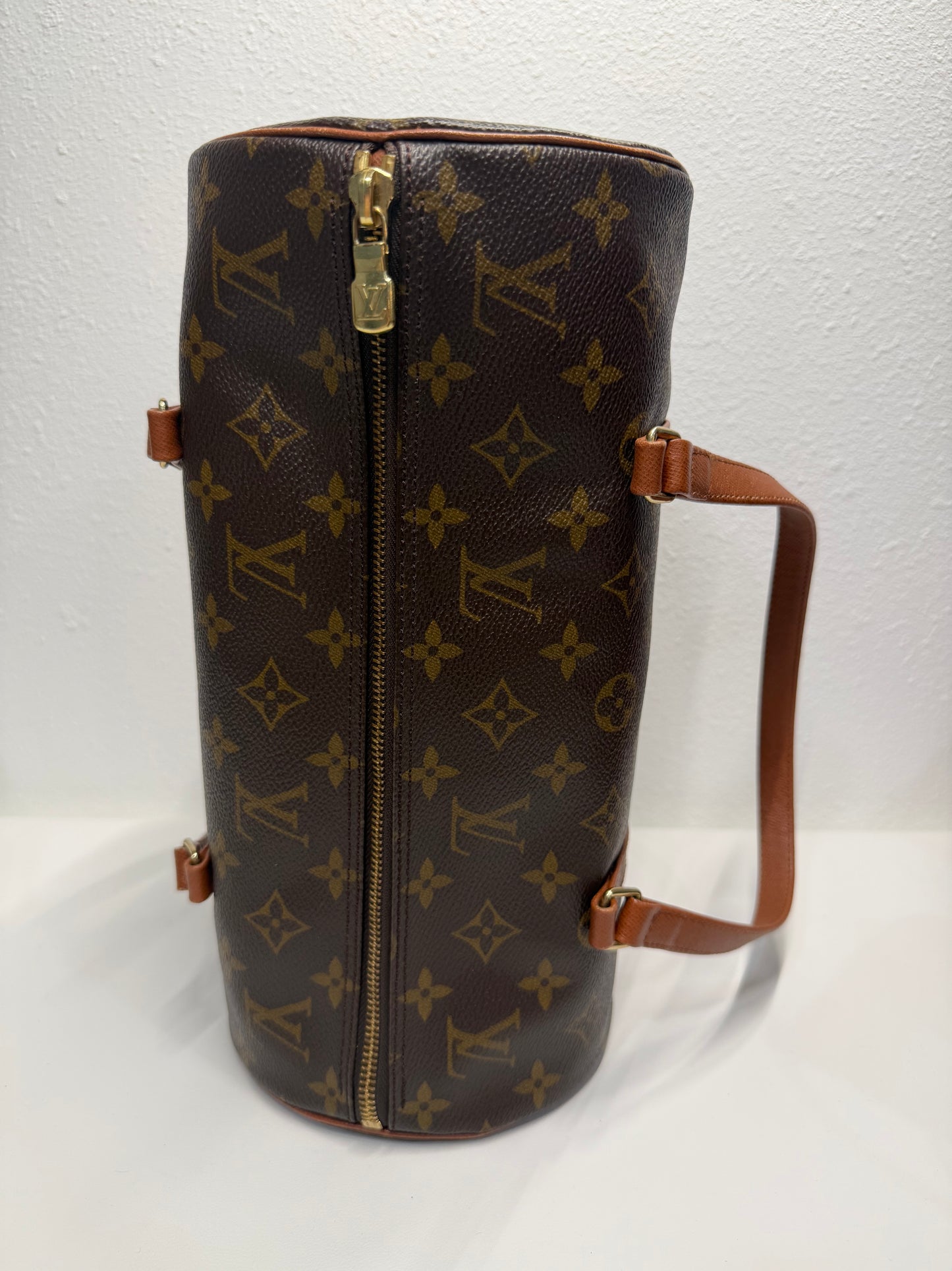 Louis Vuitton papillon with baby