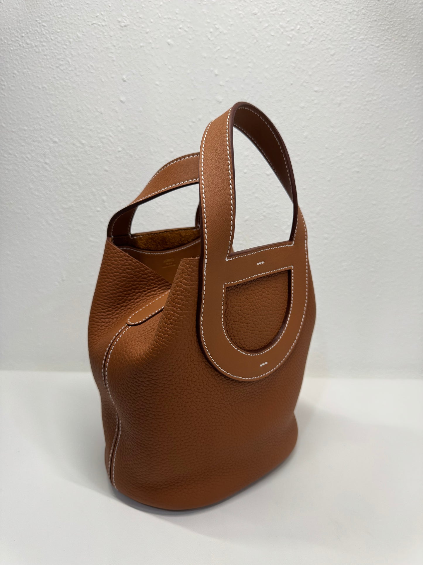 Herme in-the-loop bucket