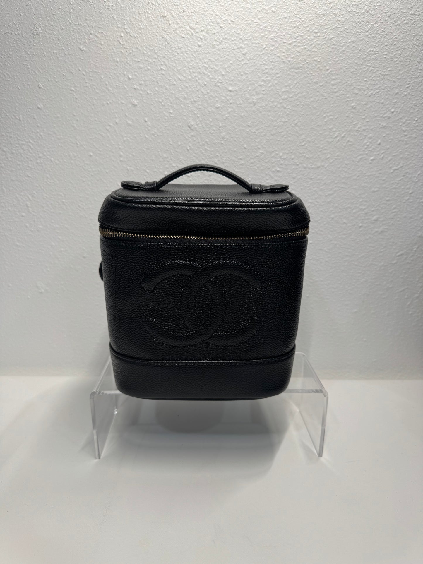 Chanel vanity caviar