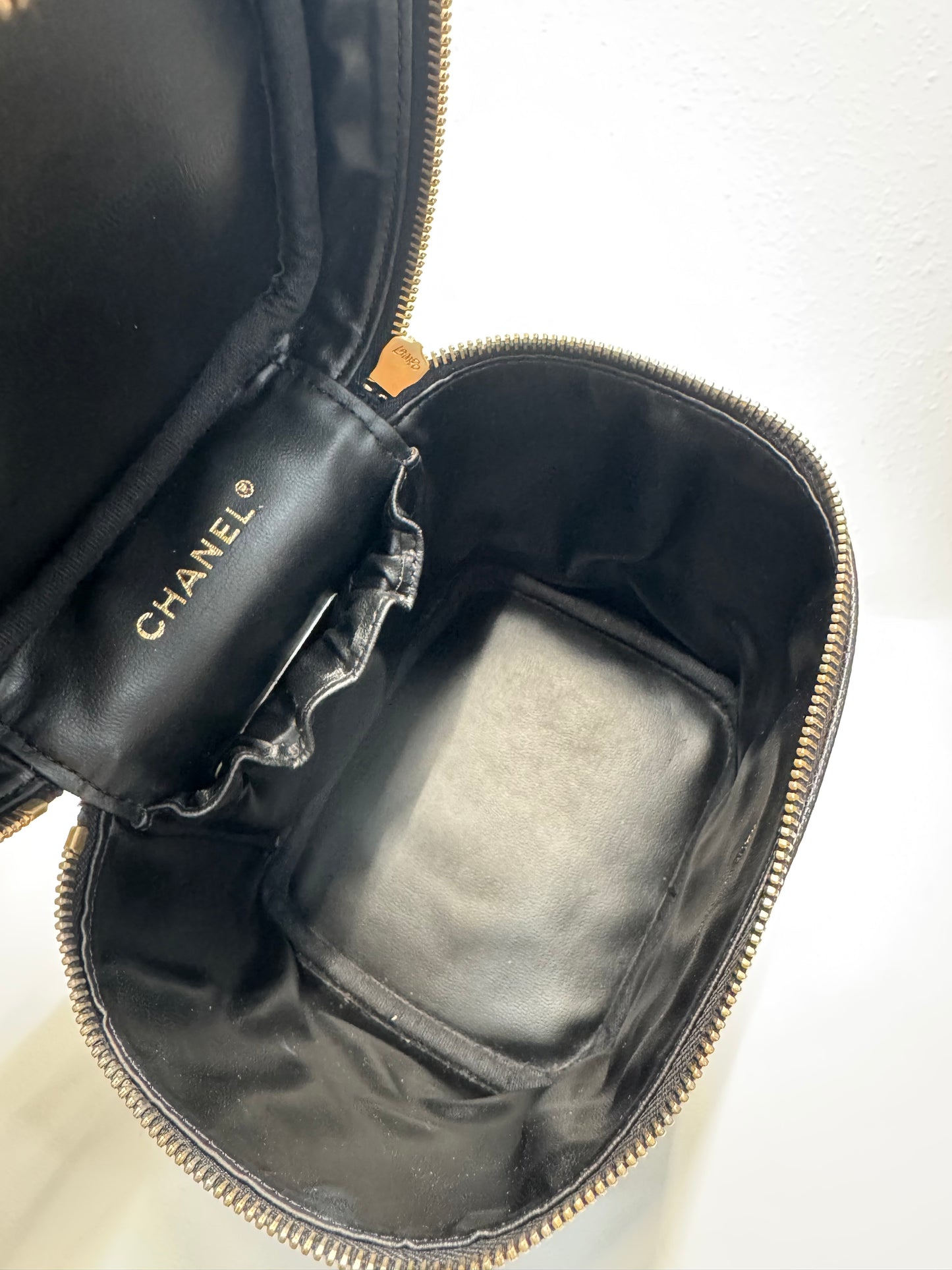 Chanel vanity caviar
