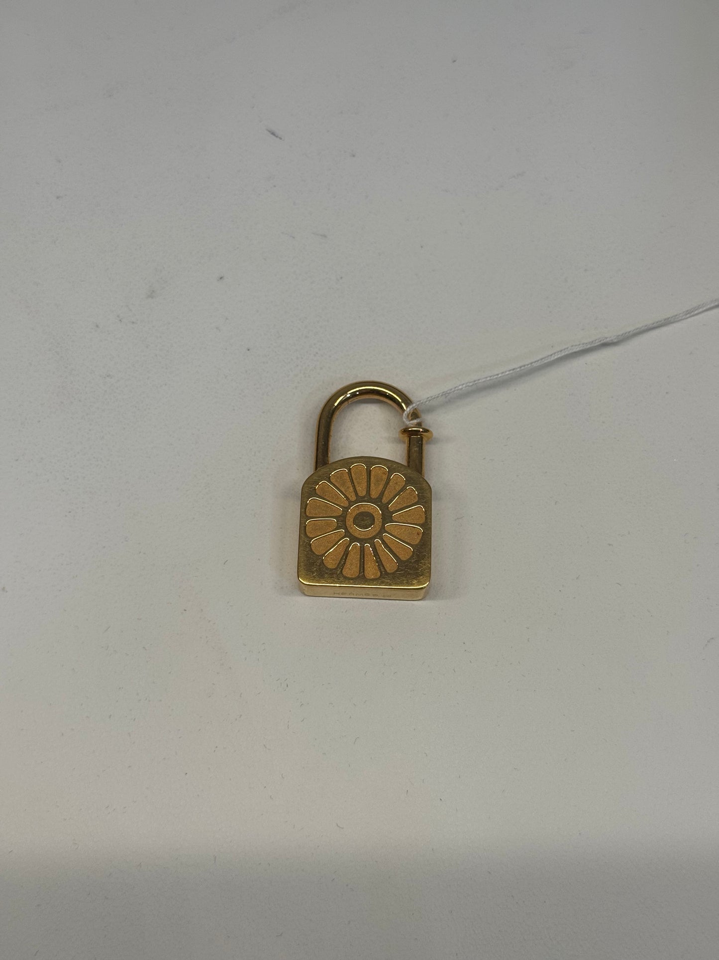 Hermes flower lock