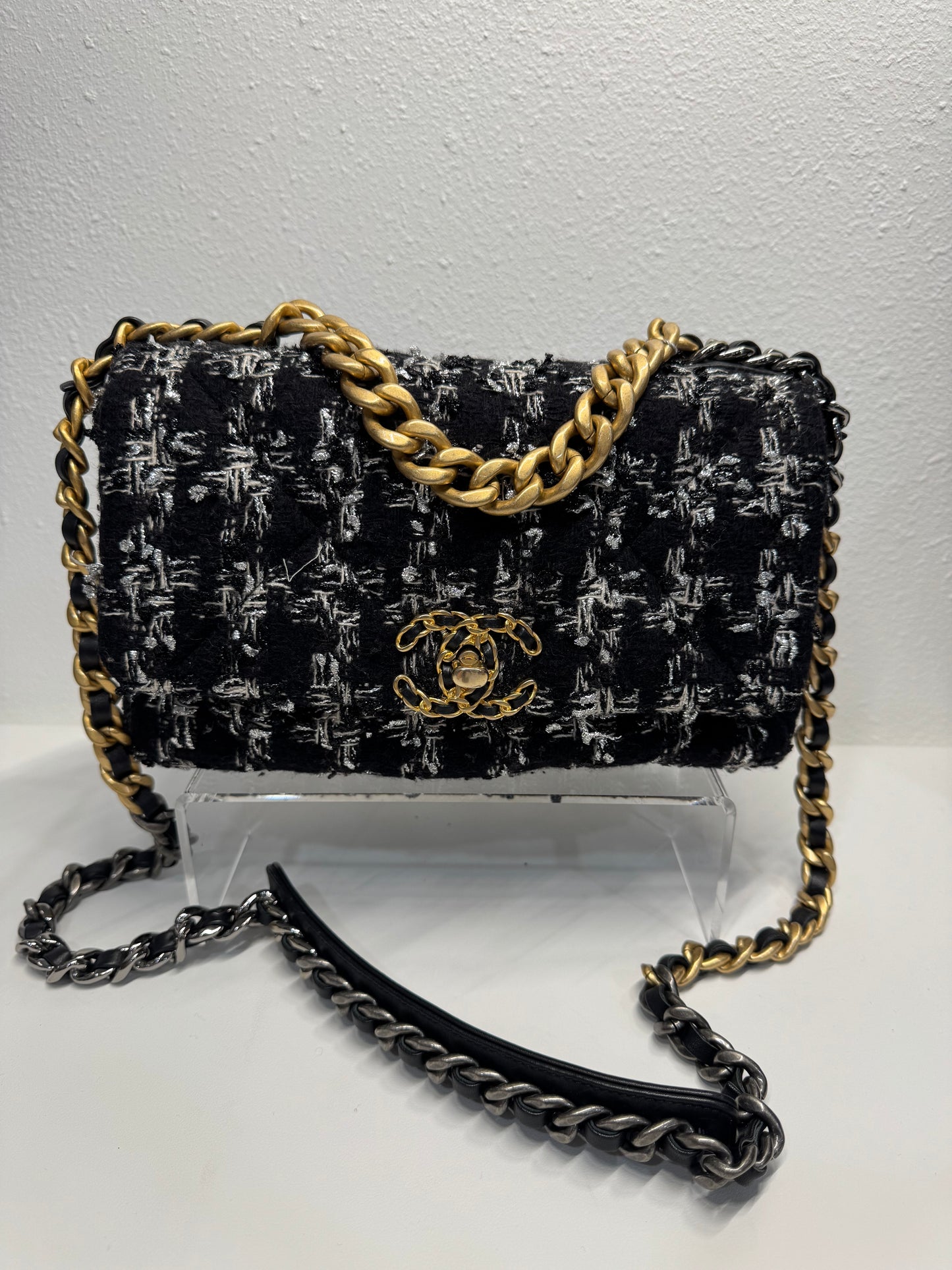 Chanel tweed