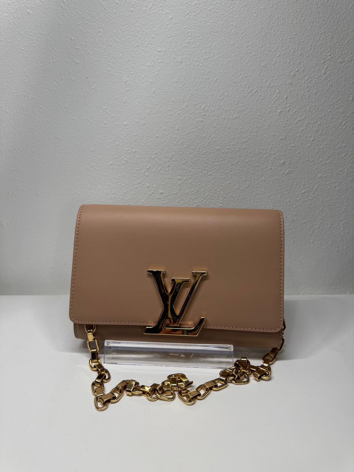 Louis Vuitton louise chain