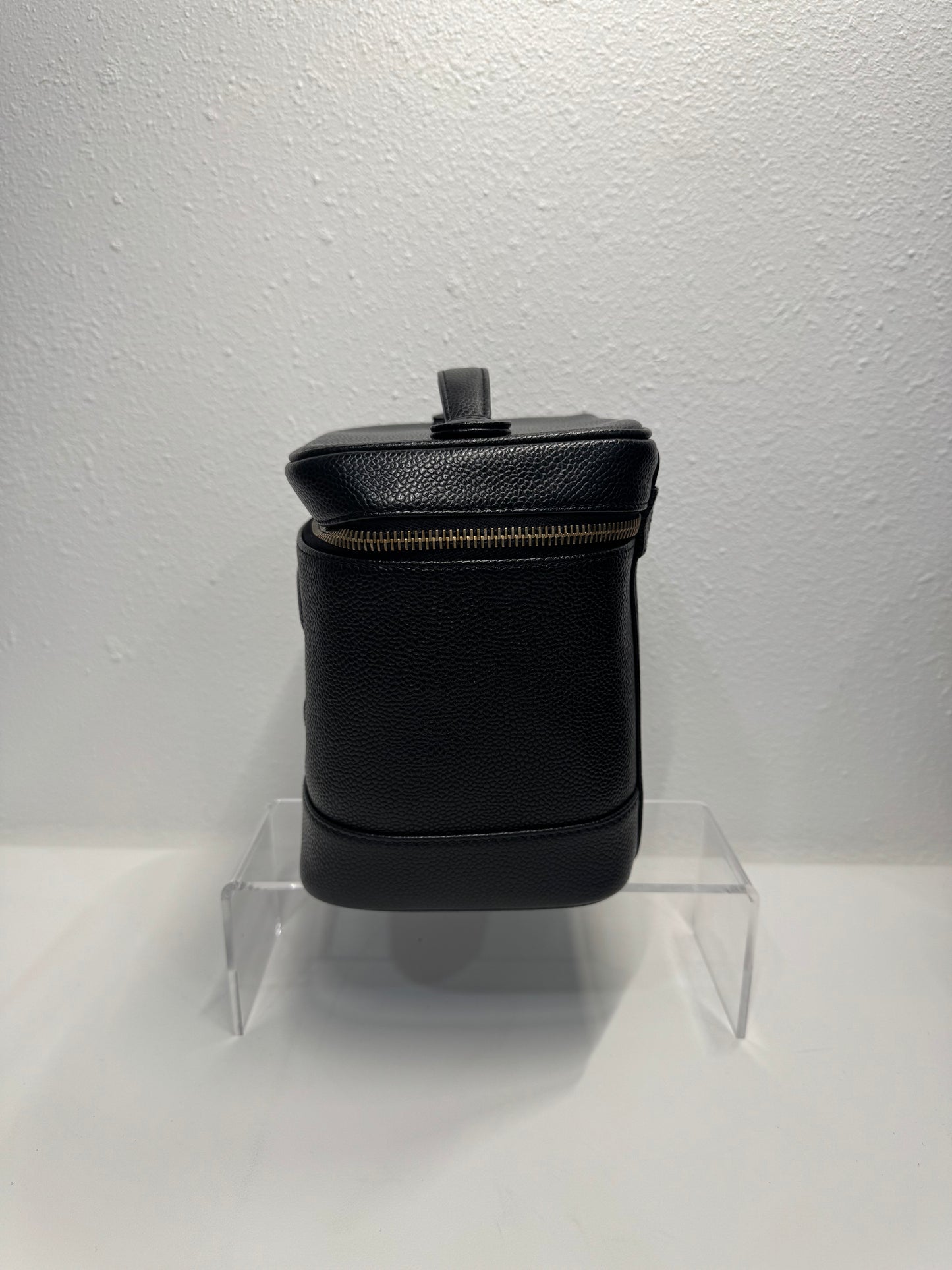 Chanel vanity caviar