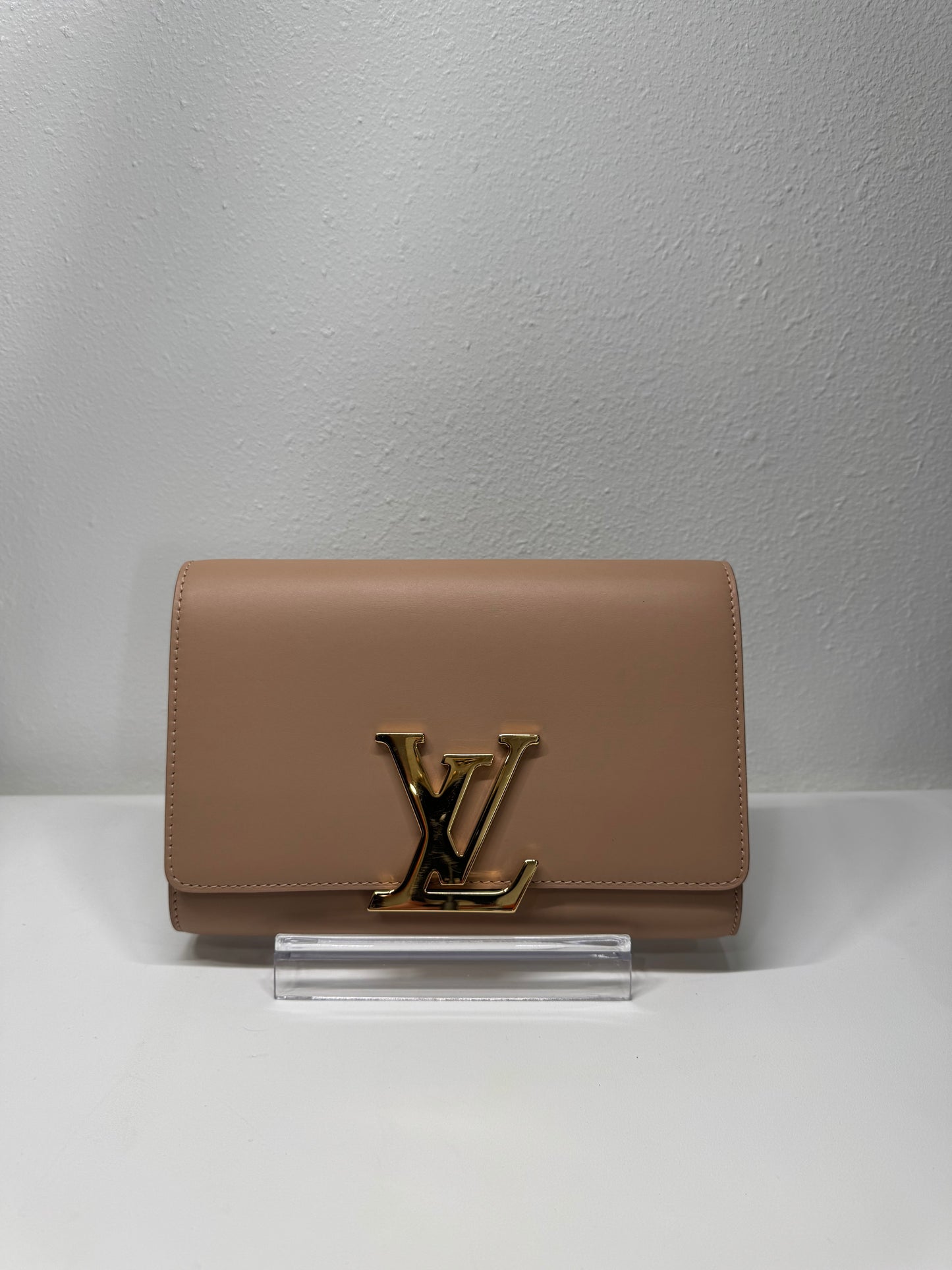 Louis Vuitton louise chain