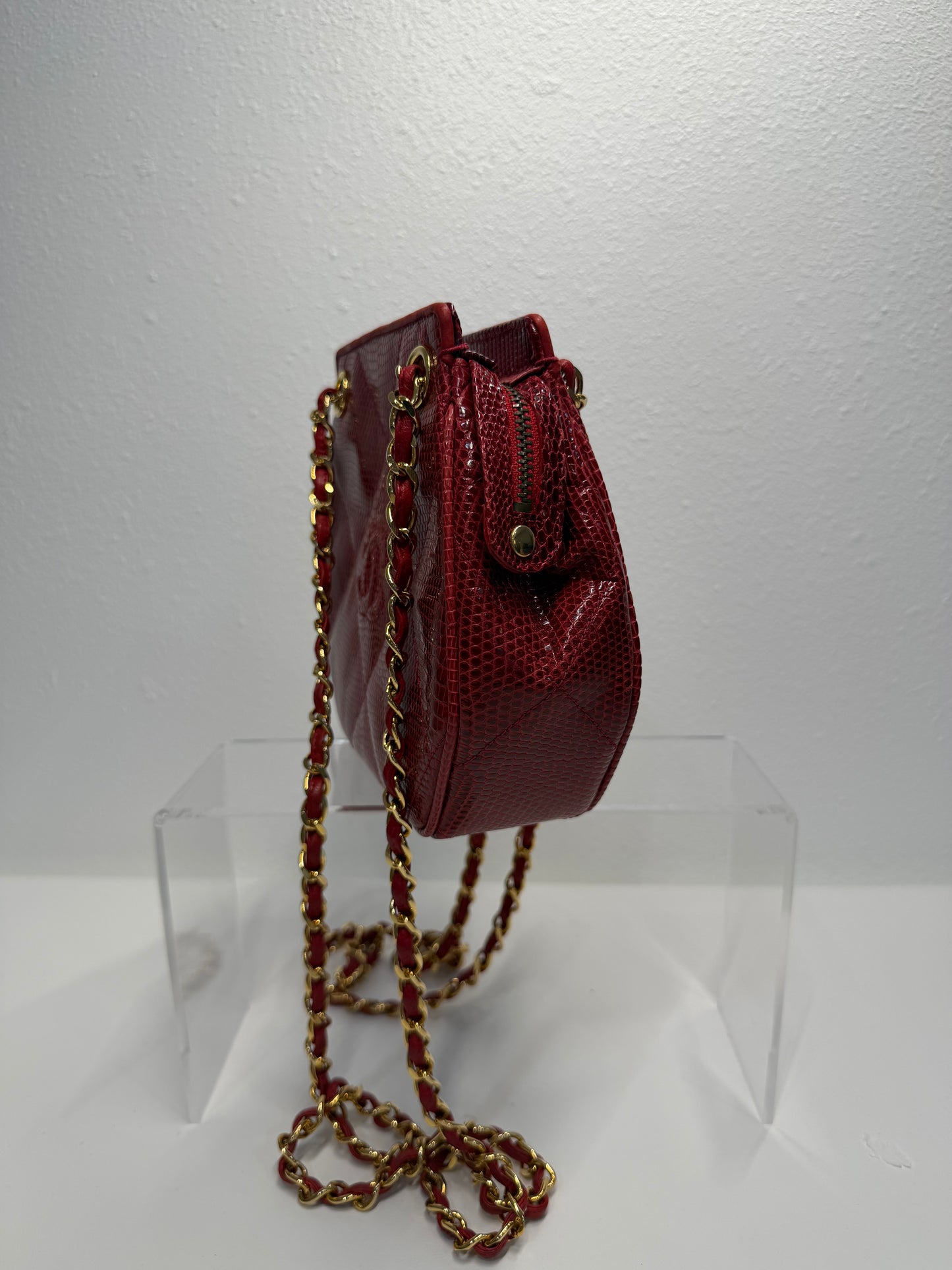 Chanel rendezvous with chain