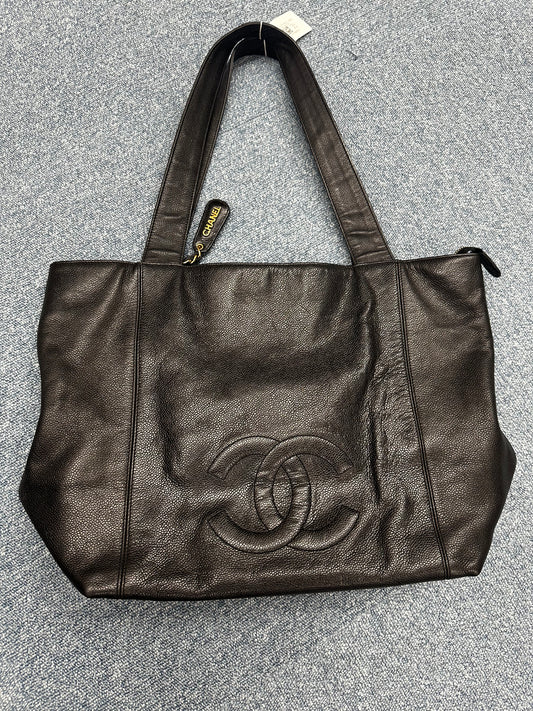 Chanel caviar tote bag