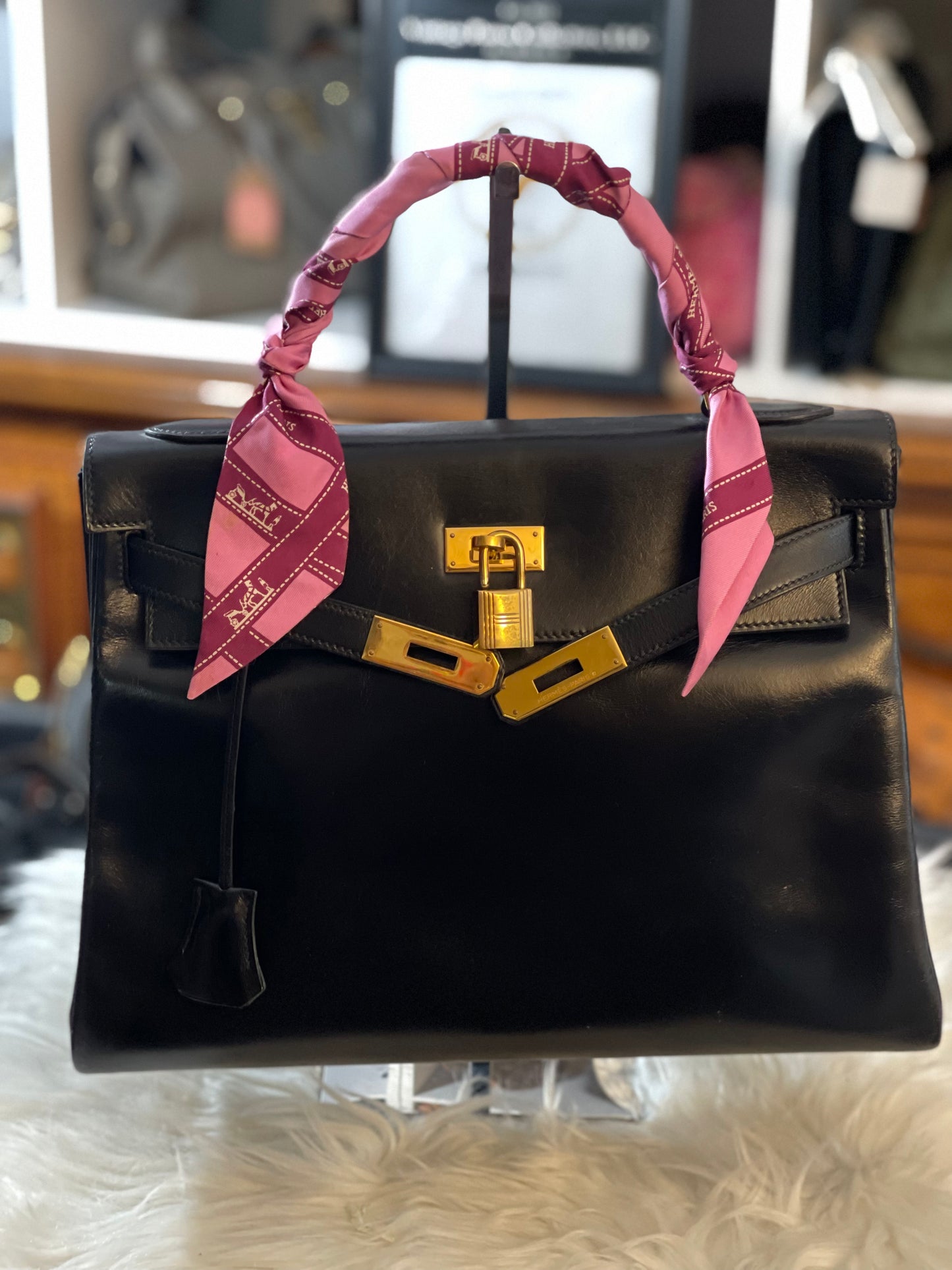 Hermes Kelly 32 Box Calf Black