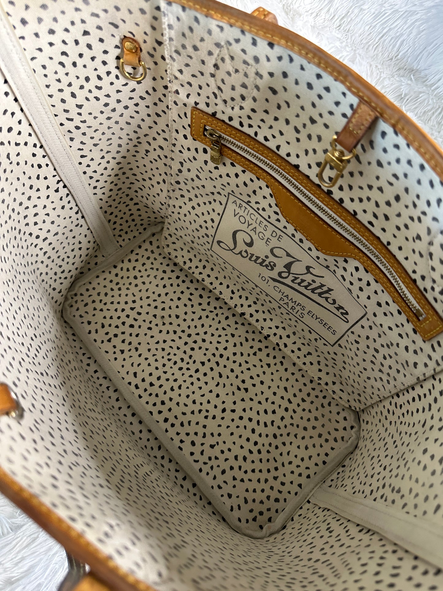 Louis Vuitton Neverfull MM Kusama