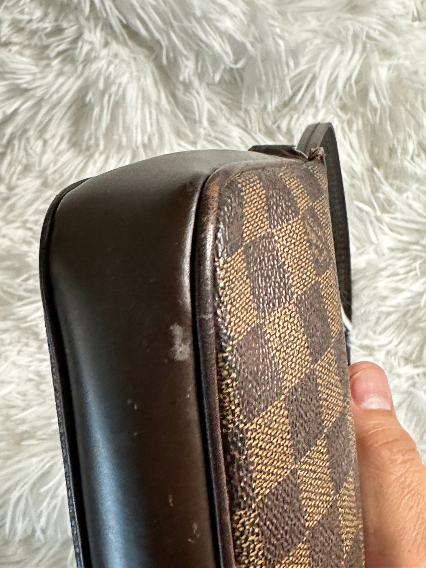 Louis Vuitton Pochette Ebene