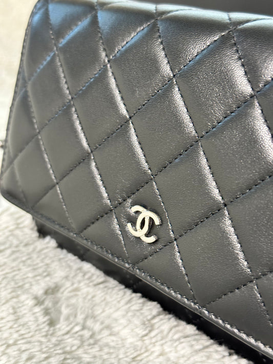 Chanel lambskin woc