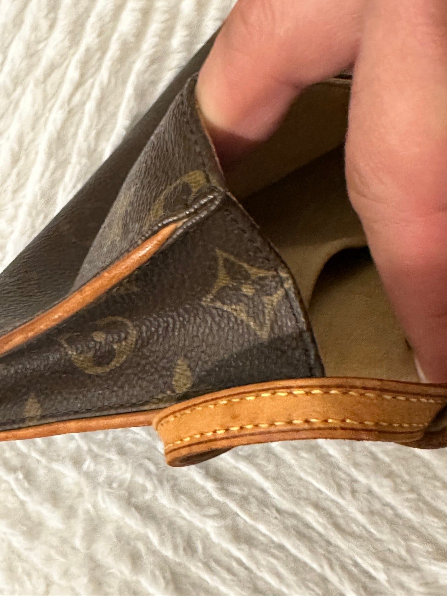 Preloved Louis Vuitton Twin Pochette Monogram